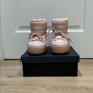 RUDSAK Kids Shoes in Pink and Tan